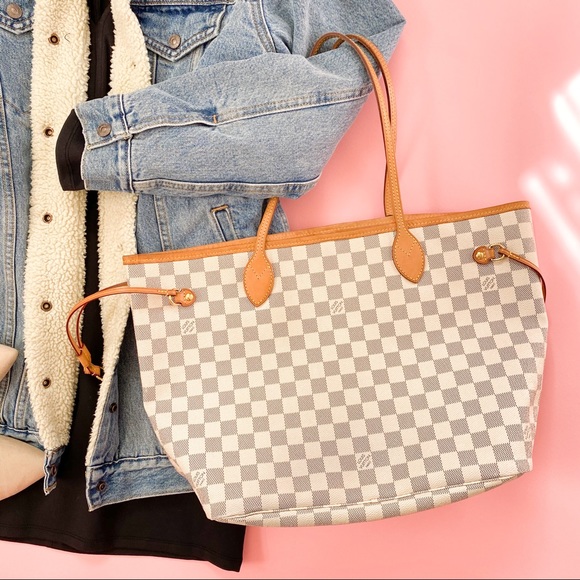 Louis Vuitton Handbags - 🤎PRETTY🤎 LV Damier Azur Neverfull MM